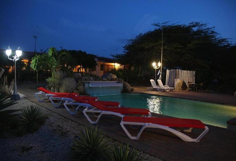 هتل Camacuri Residence