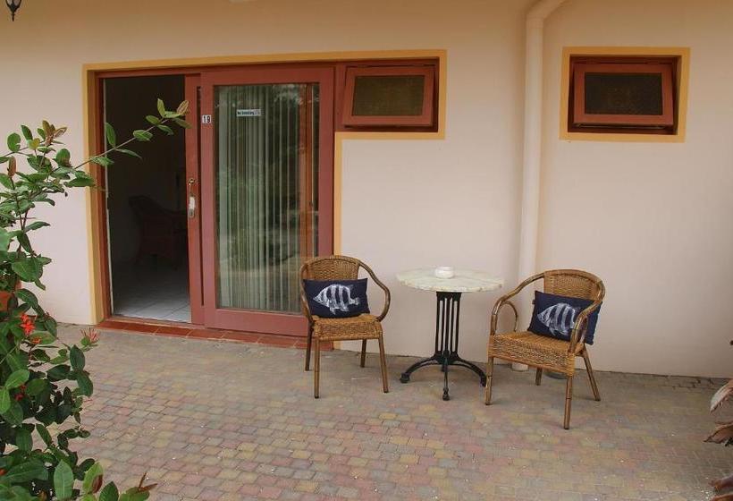 هتل Camacuri Residence