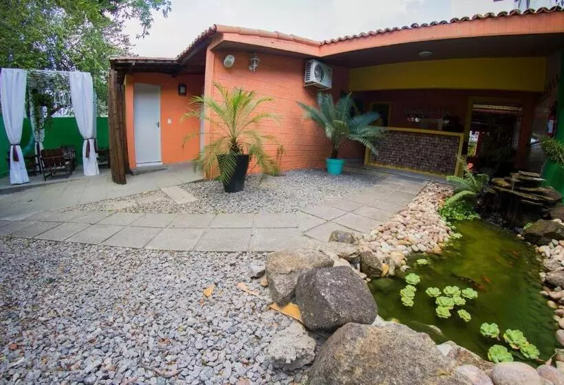 Hôtel Cosmopolitan Hostel