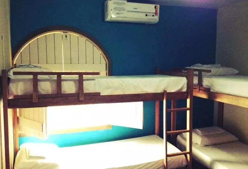 Hôtel Cosmopolitan Hostel