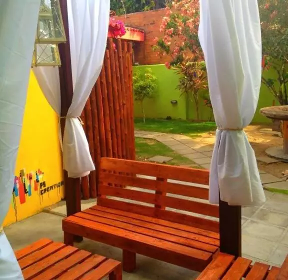 Hôtel Cosmopolitan Hostel