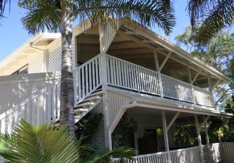 בית מלון כפרי Debbie S Place