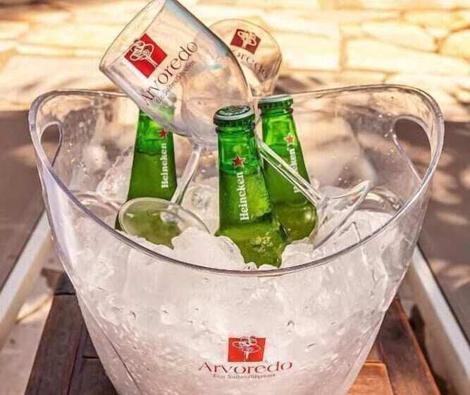 ホテル Pousada Arvoredo