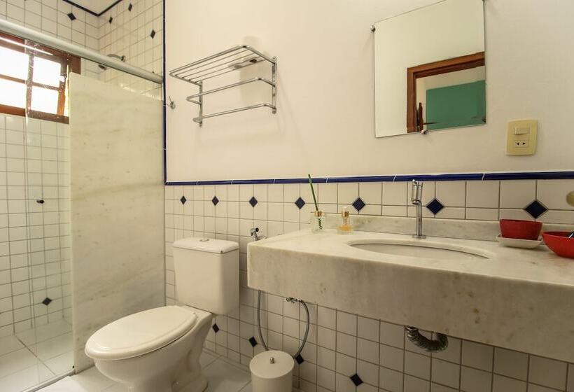 ホテル Pousada Arvoredo