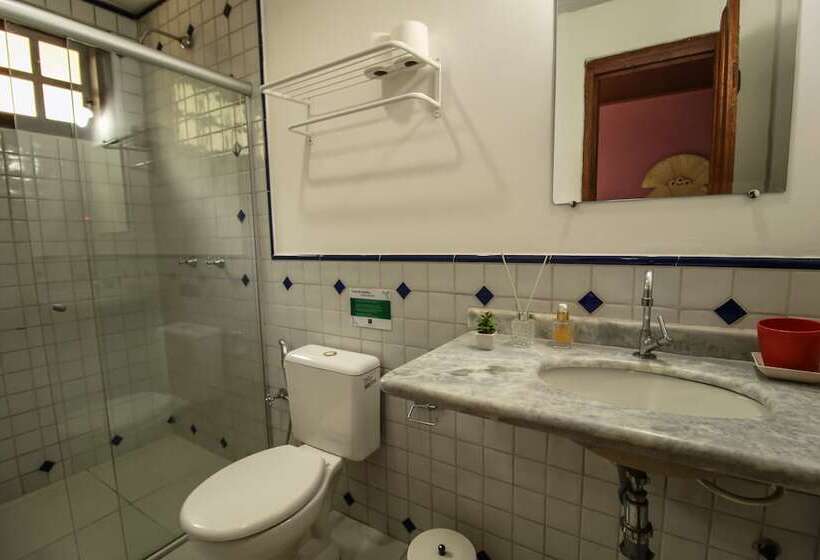 ホテル Pousada Arvoredo