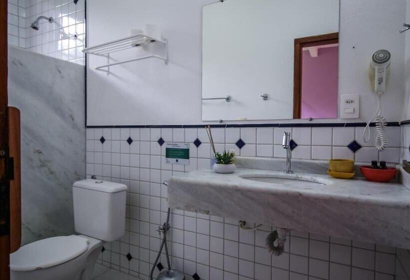 ホテル Pousada Arvoredo