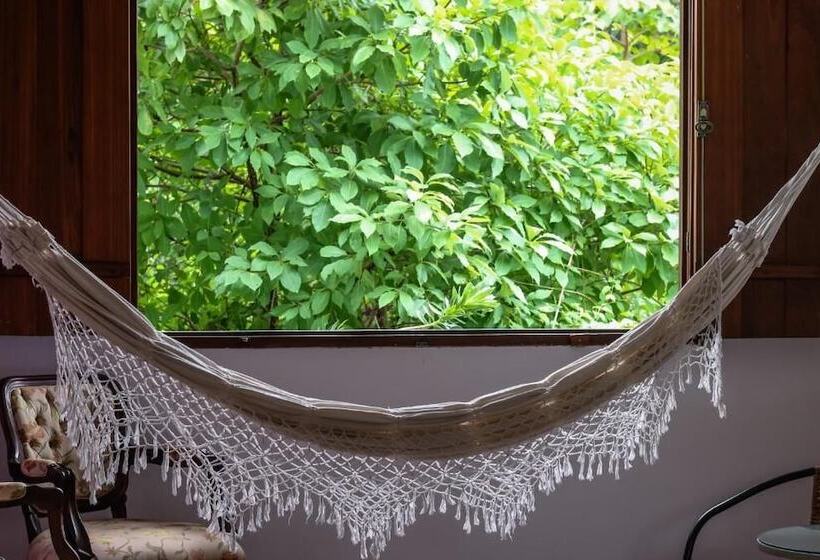 ホテル Pousada Arvoredo