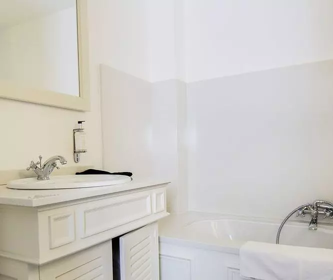 ホテル Perron Residence City Center