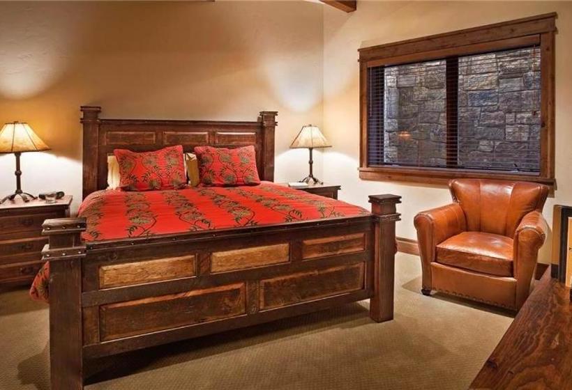 فندق Sun Ridge Lodge