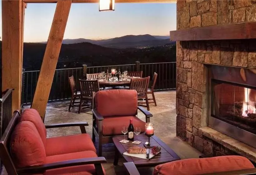 ホテル Sun Ridge Lodge
