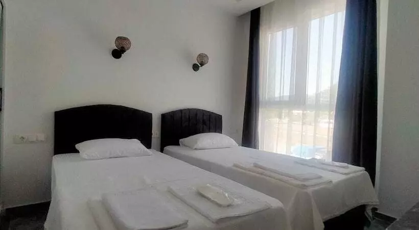 ホテル Grand Köse Ai̇rport