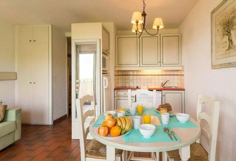 レジデンス Résidence Pierre & Vacances Baie De Saint Tropez   Eden Parc