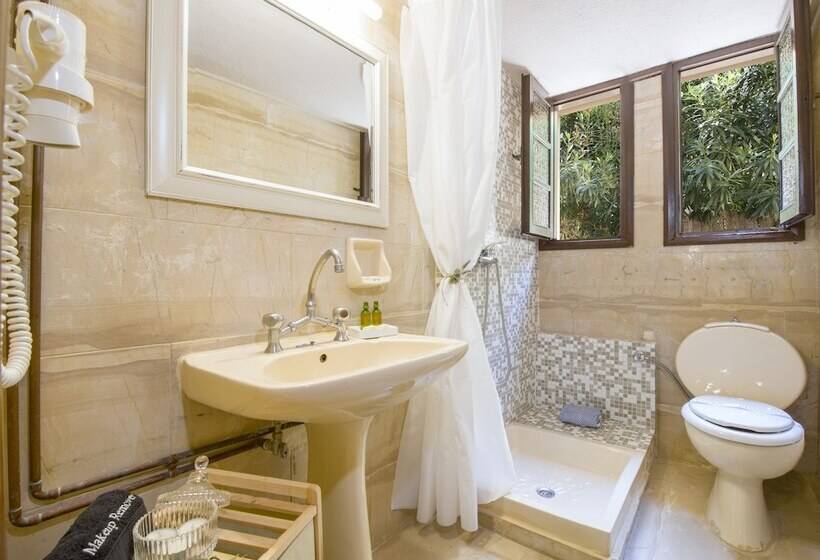 Evangelos Apartments