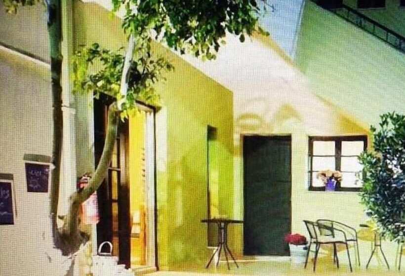 Evangelos Apartments