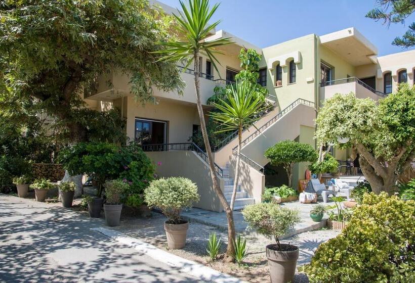 Evangelos Apartments