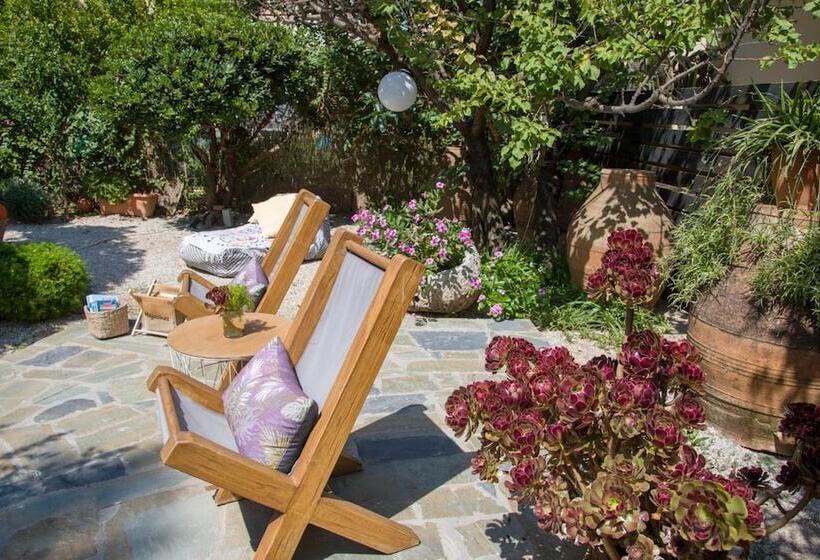 Evangelos Apartments