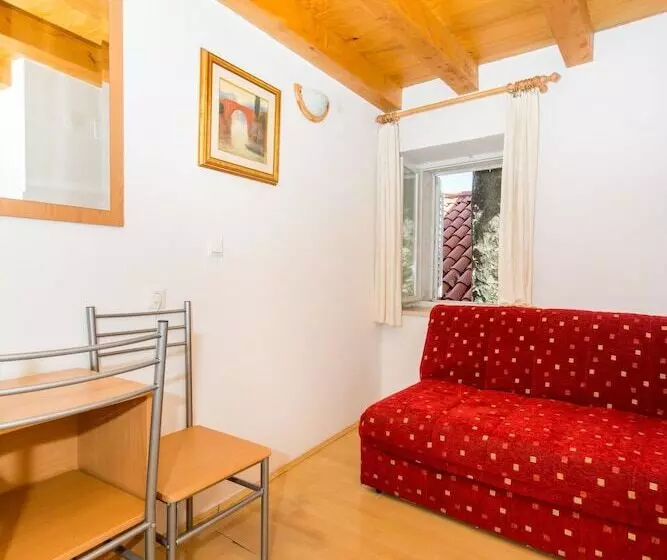 Apartments Foteza