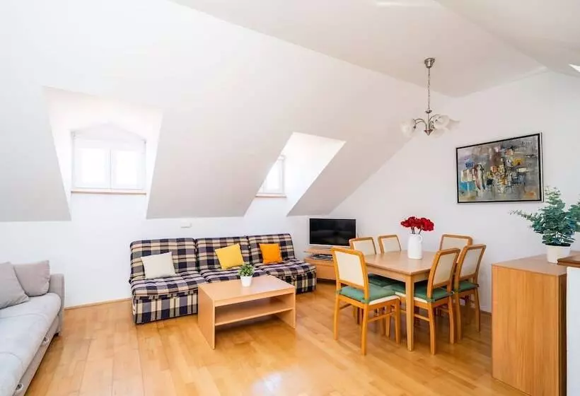 Apartments Foteza