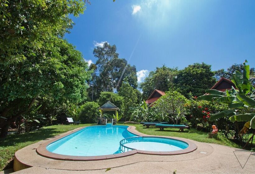 ホテル Green Villa