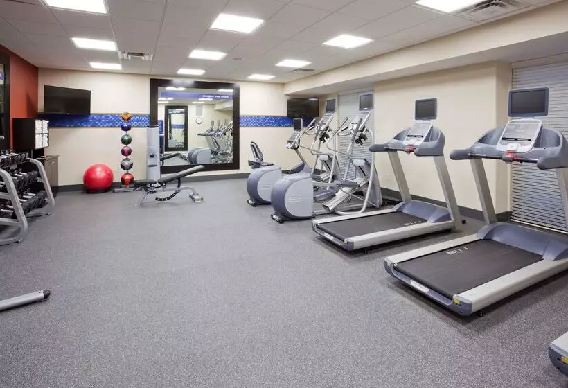 ホテル Hampton Inn Minneapolis Roseville
