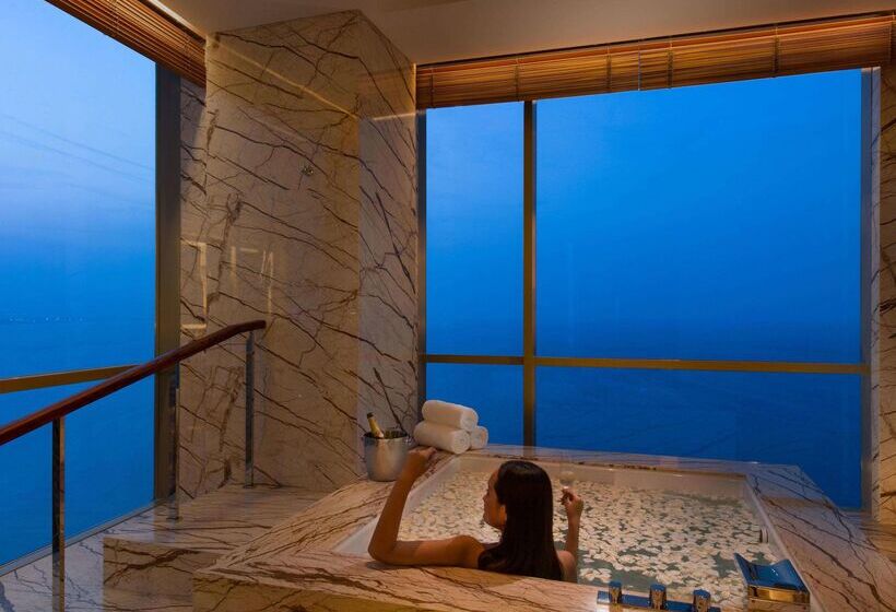 فندق Hilton Yantai Golden Coast