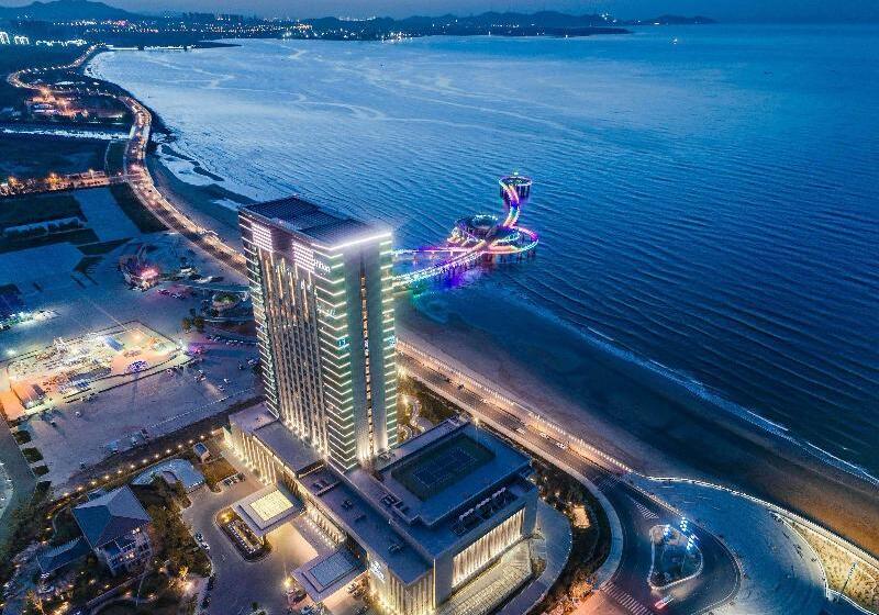 فندق Hilton Yantai Golden Coast