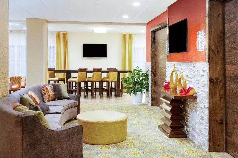 ホテル Holiday Inn Express & Suites Sandusky, An Ihg