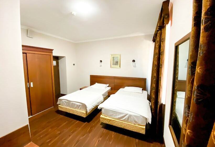 ホテル Reikartz Registon Samarkand