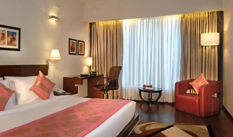 ホテル Sewa Grand Faridabad