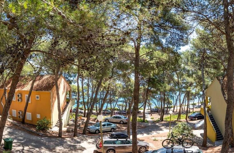 فندق Zelena Punta