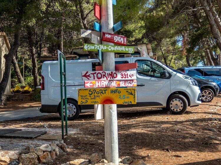 فندق Zelena Punta