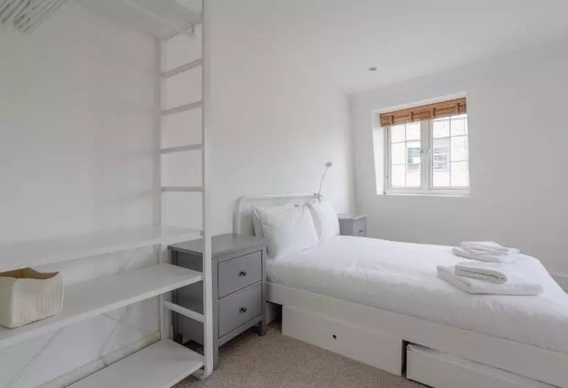 Modern And Central 2 Bedroom Apartment Close To Euston Station