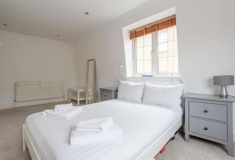 Modern And Central 2 Bedroom Apartment Close To Euston Station