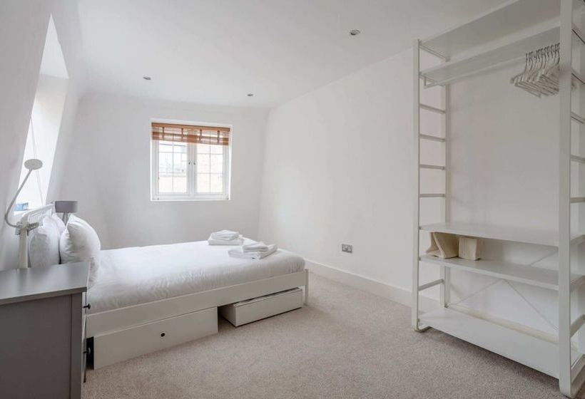 Modern And Central 2 Bedroom Apartment Close To Euston Station