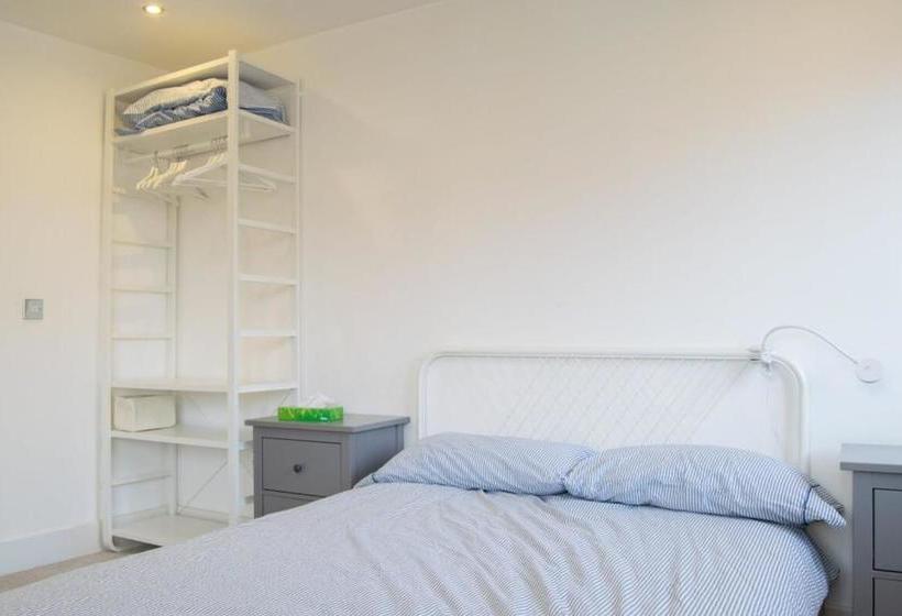 Modern And Central 2 Bedroom Apartment Close To Euston Station