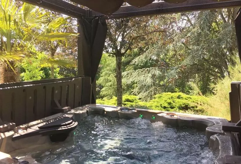 ペンション Bed & Breakfast Les Orchidées