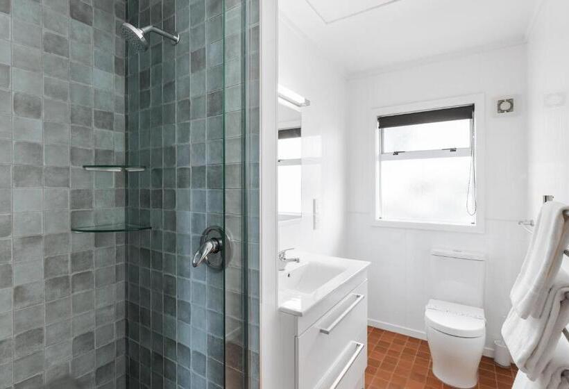 The Mission Belle Motel