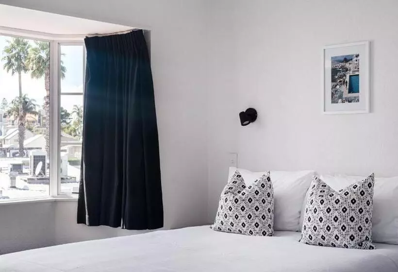 The Mission Belle Motel