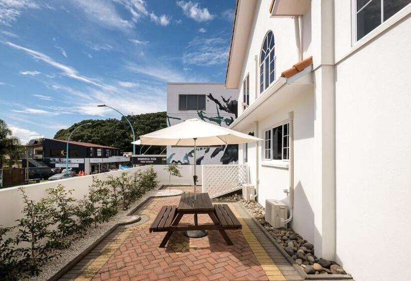 The Mission Belle Motel