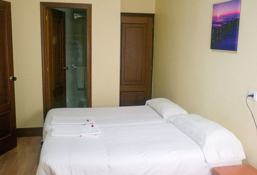 הוסטל Bed & Beach & Fun Cancun Hostal