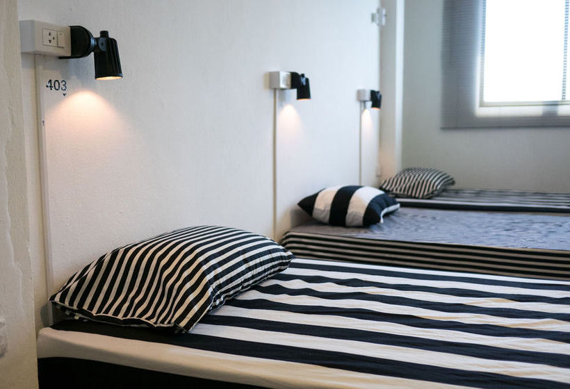 הוסטל Bed & Beach & Fun Cancun Hostal