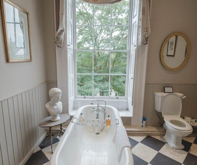 צימר Breedon Hall