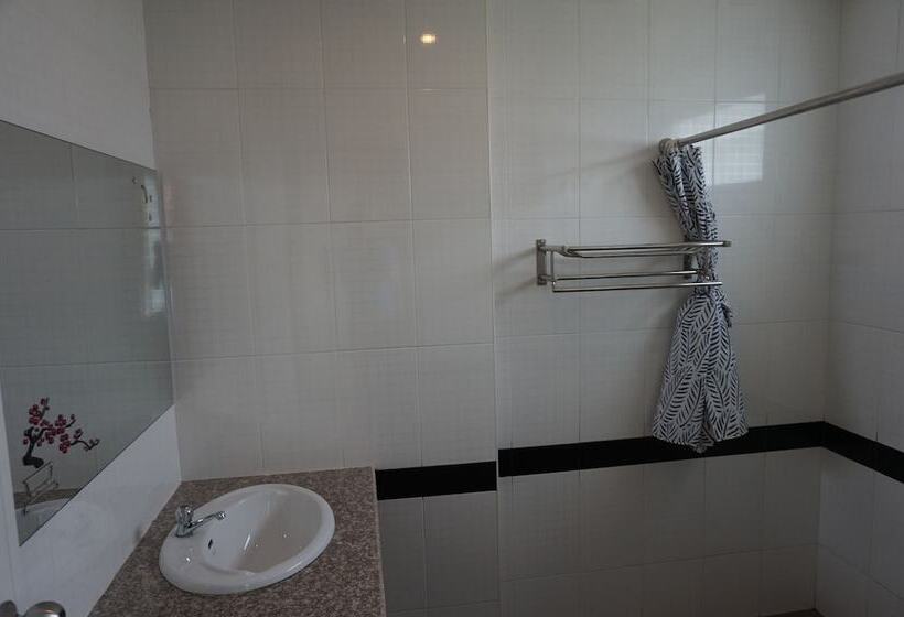 Отель Baiboon Grand