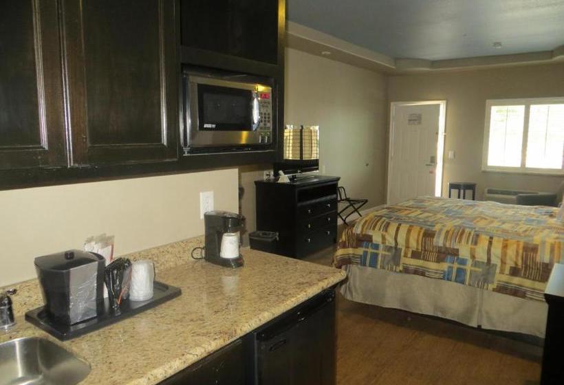 فندق Black Gold Inn