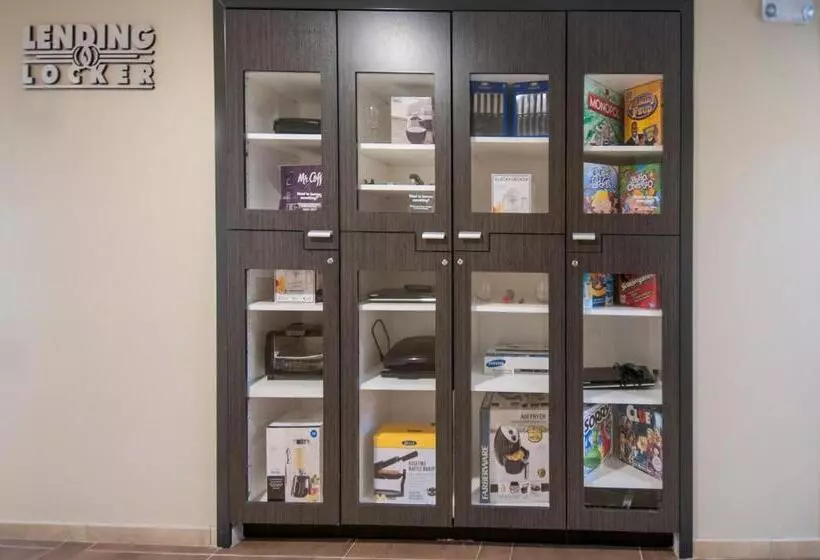 ホテル Candlewood Suites   Baton Rouge   College Drive, An Ihg
