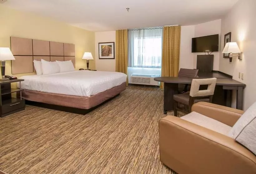 ホテル Candlewood Suites   Baton Rouge   College Drive, An Ihg