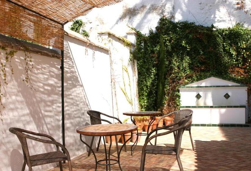 هتل Carmen De La Alcubilla Del Caracol