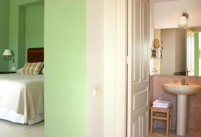 هتل Carmen De La Alcubilla Del Caracol