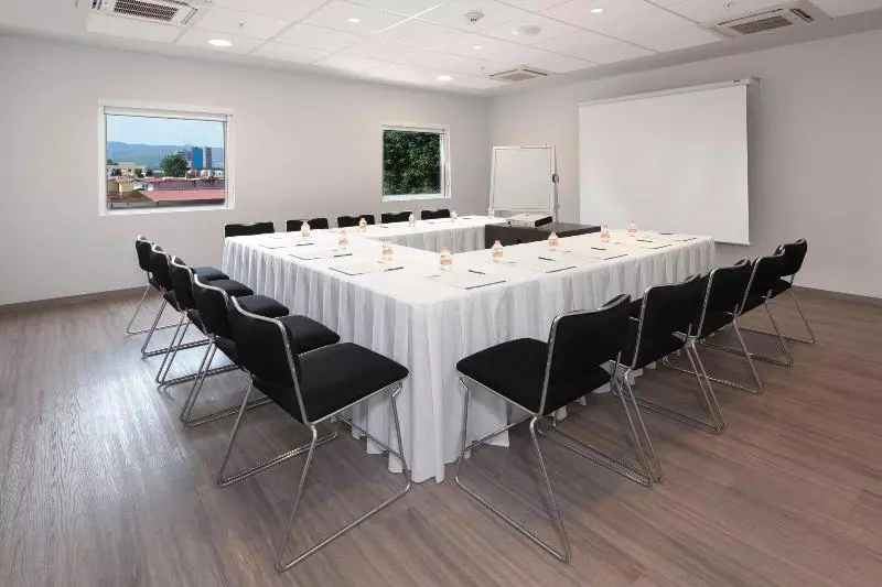 Hotelli City Express Junior By Marriott San Luis Potosi Carranza