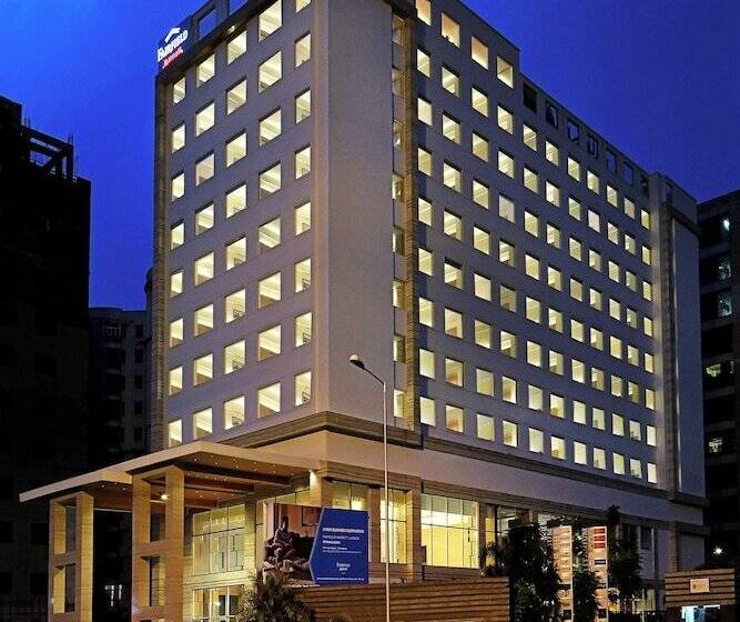 فندق Fairfield By Marriott Lucknow
